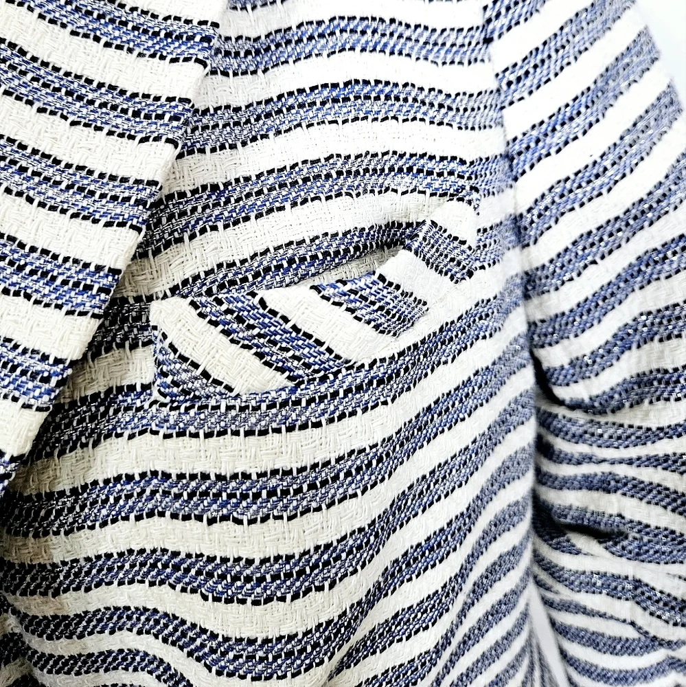Veronica Beard Ryland Striped Cotton-Blend Tweed Blazer in Blue and White Size 8 - Picture 12 of 15